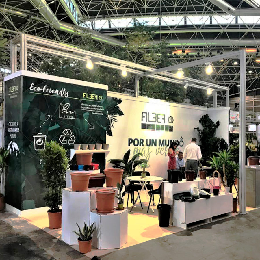Stand de cartón Poligonal (Alber)