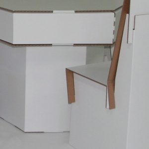 Mesa de cartón hexagonal infantil