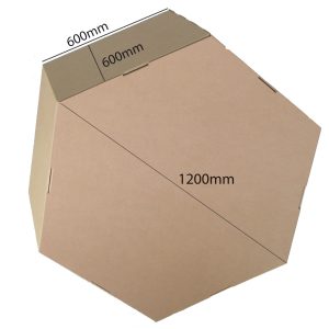 Mostrador de cartón con forma hexagonal gigante